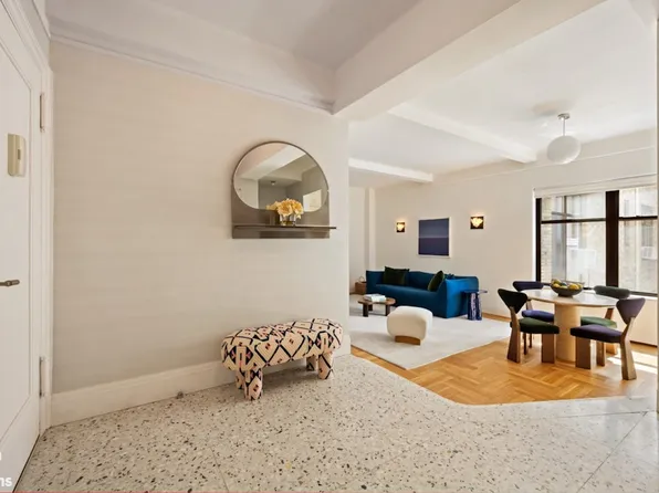 200 West 86th Street image 1 of 14