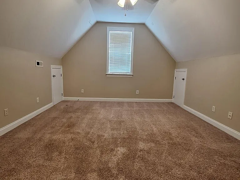 285 Laurie Ellis Rd — Photo 14