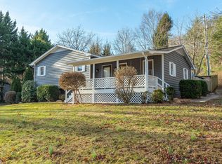 660 Buckeye Cove Rd, Swannanoa, NC 28778