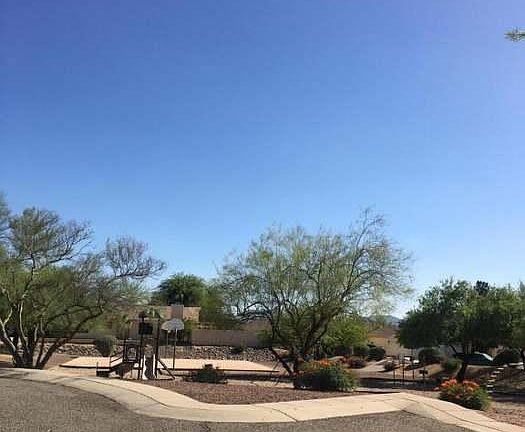 3rd image of 8094 N Millwheel Pl