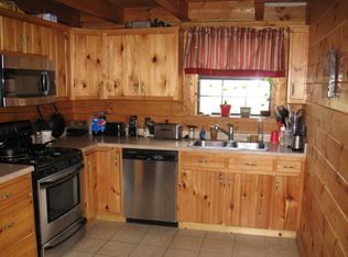 189 Volunteer Rd, Monterey, TN 38574