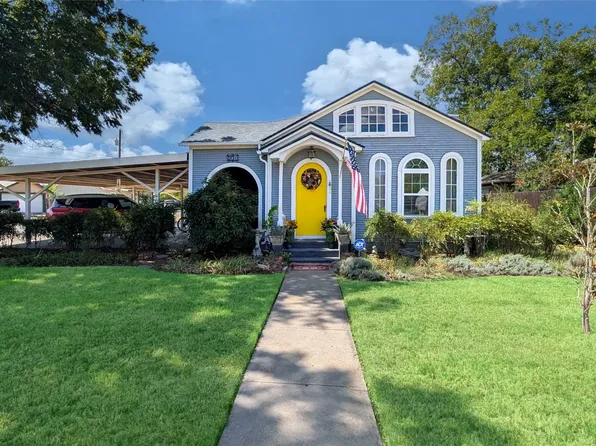 201 N 7th St, Jacksboro, TX 76458