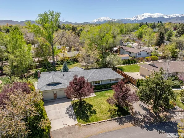 145 Mankato Dr, Reno, NV 89511