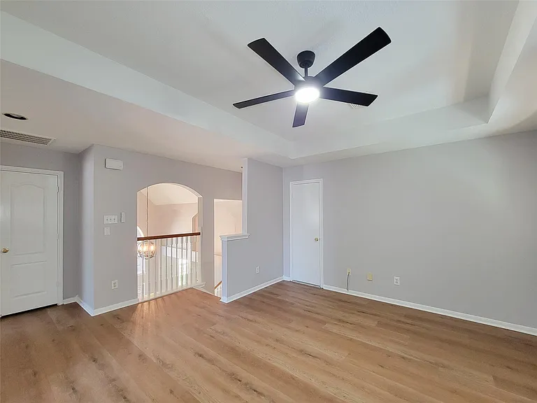 9410 Barretts Glen Ct — Photo 31