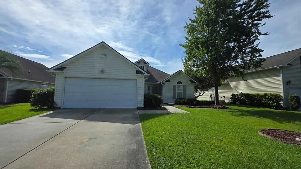 3 bed, 1487 sqft, $2,000 — Photo 1