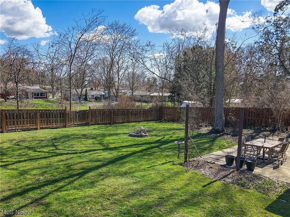 2nd image of 8447 Melody Ln