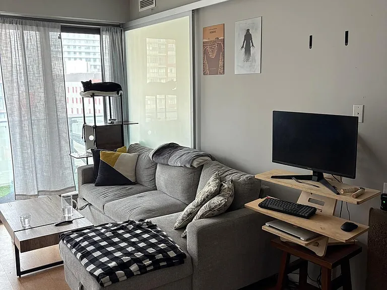 390 Cherry St #504 — Photo 2