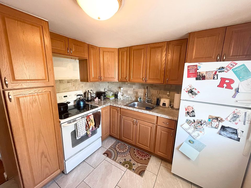 1st image of 83 Doris Ave #1B