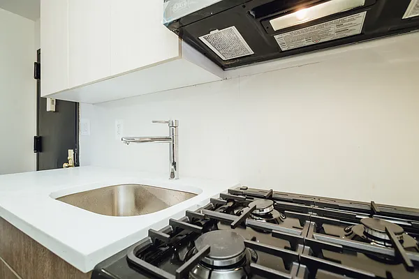 Rented by Nooklyn NYC LLC | media 7