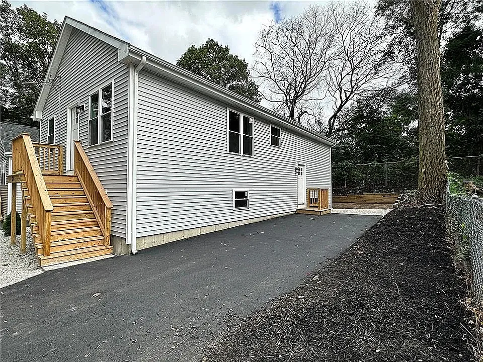 39 Derry St #A