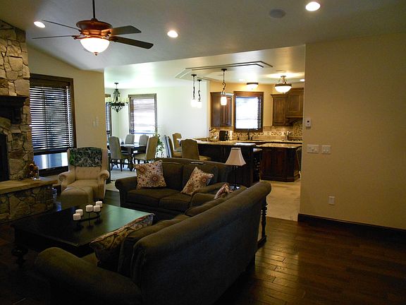 5th image of 103 Cottonwood Cir