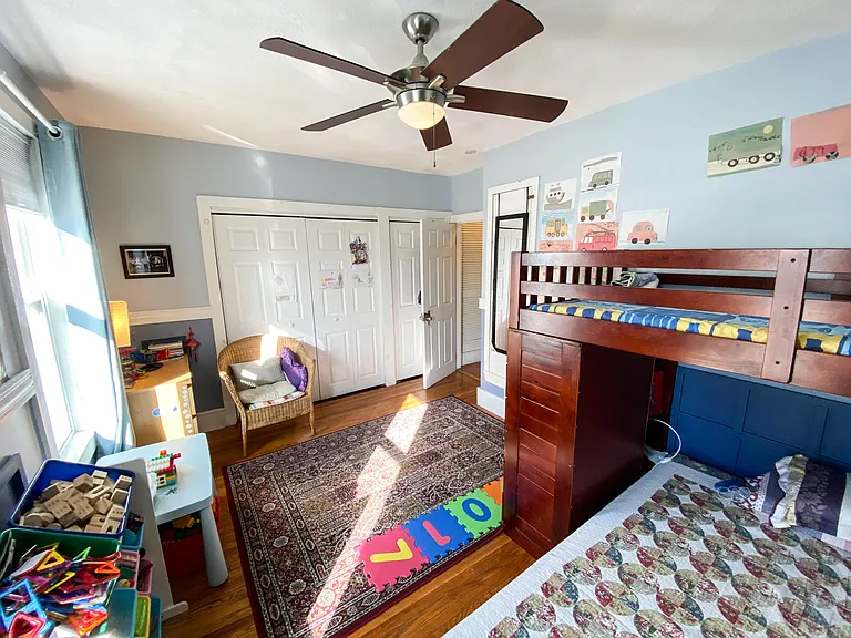 101 Magoun Ave #101 — Photo 21