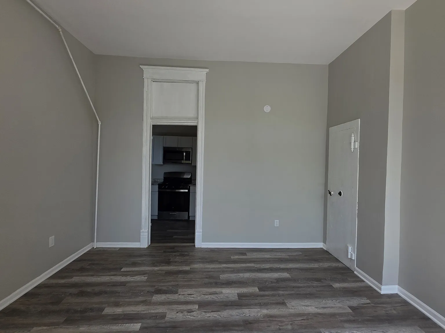 1 bed, $975 — Photo 3