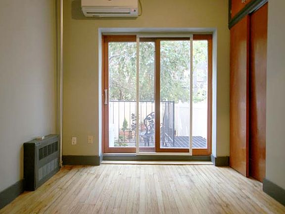 5th image of 516 E 5th St APT 2