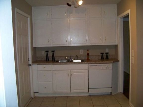 Kitchen, A Lot Of Space For Storage