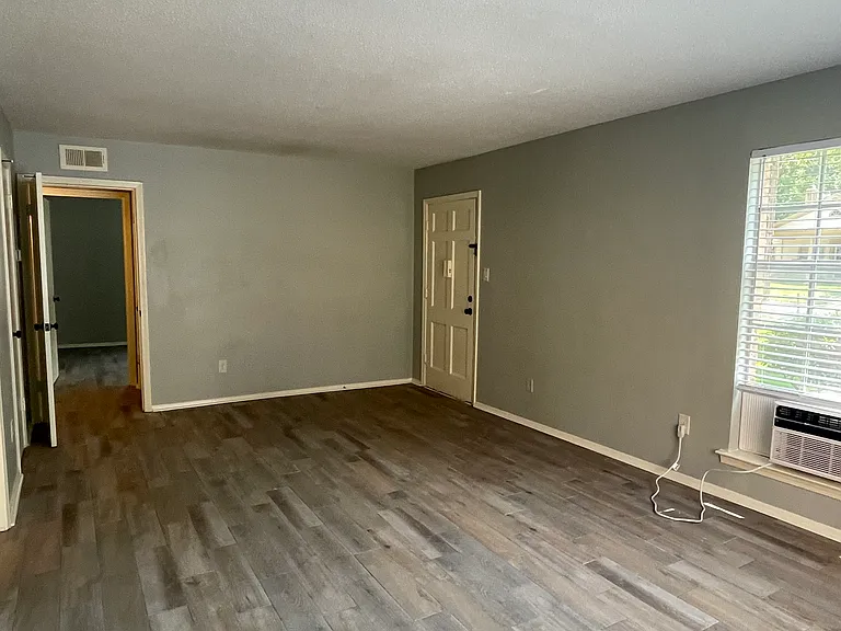 3646 Spottswood Ave #1 — Photo 7