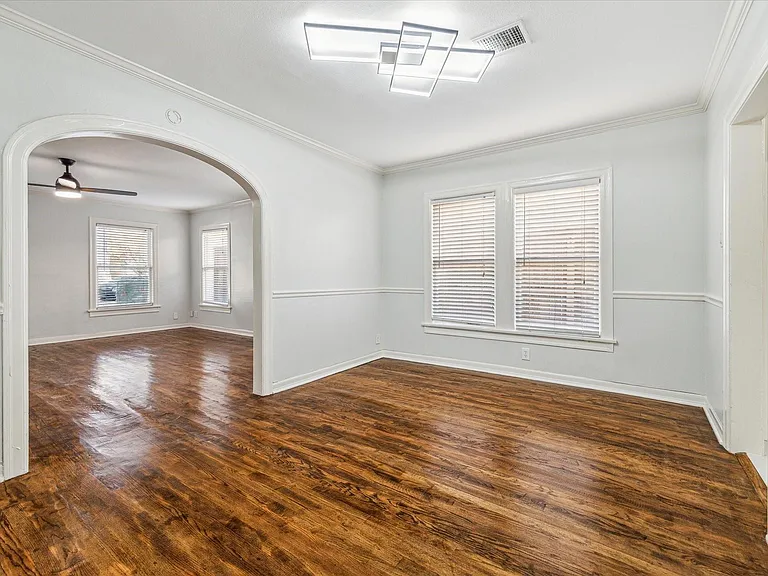 1745 Lexington St — Photo 9