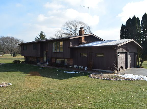 2nd image of 6320 Crescent Dr