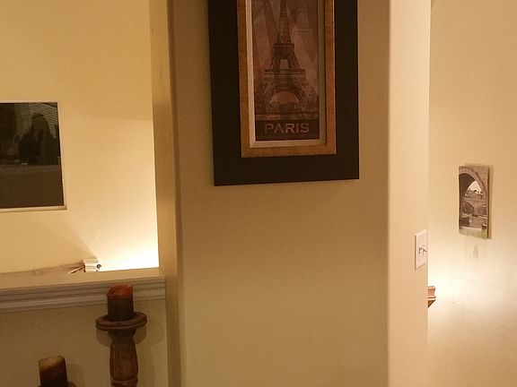 windows both sides main flr