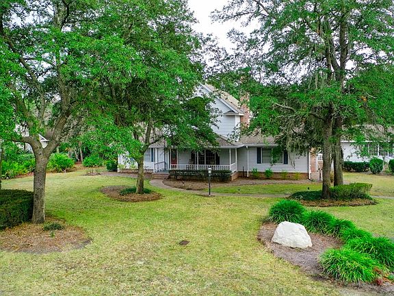 3rd image of 1419 N River Oaks Dr