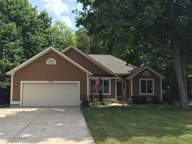 5158 Davis Rd photo 1