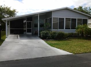 912 Plymouth Rock Dr, Naples, FL 34110