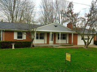 9428 Pineview Dr, Olivet, MI