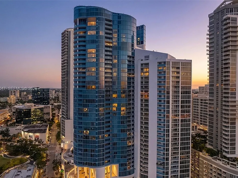 333 Las Olas Way #1204