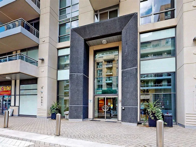 9205 Yonge St #1705 — Photo 2