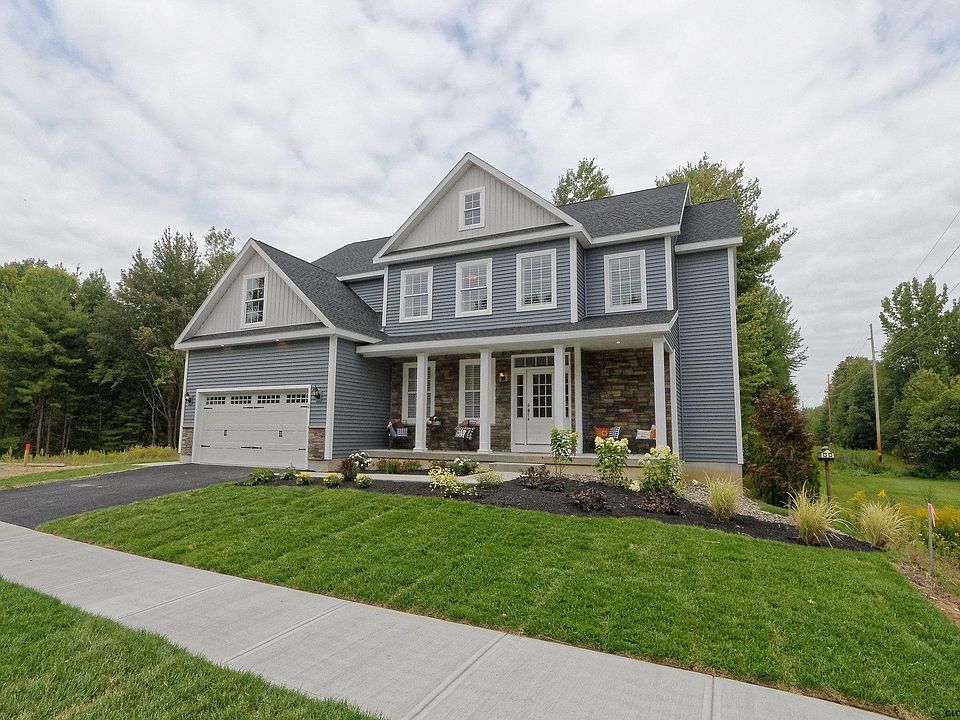 1st image of 2 Tamarack St