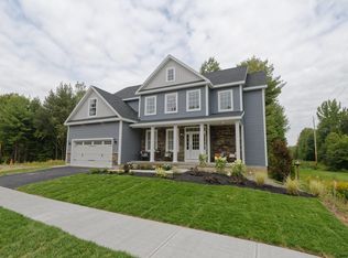 2 Tamarack St, Ballston Lake, NY 12019