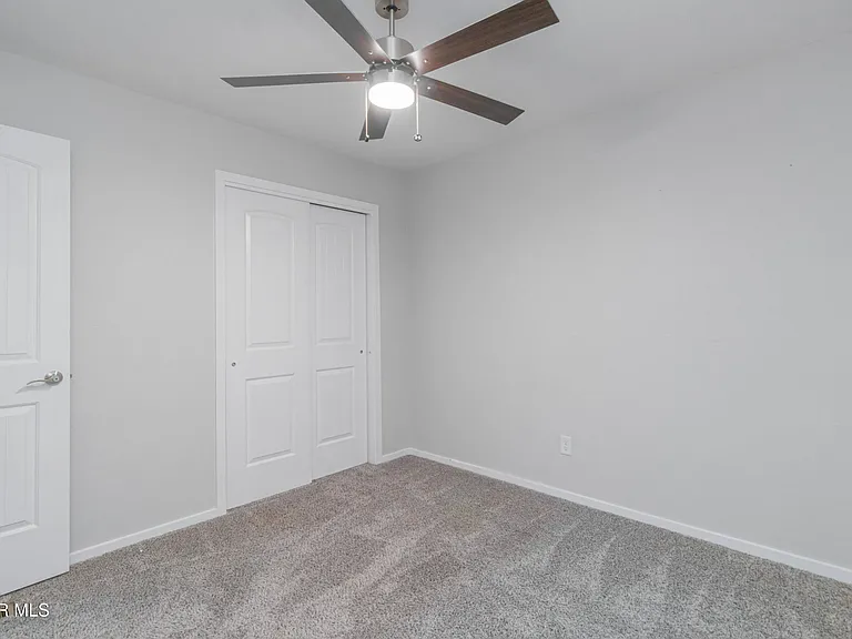 13909 Summer View Ave — Photo 25