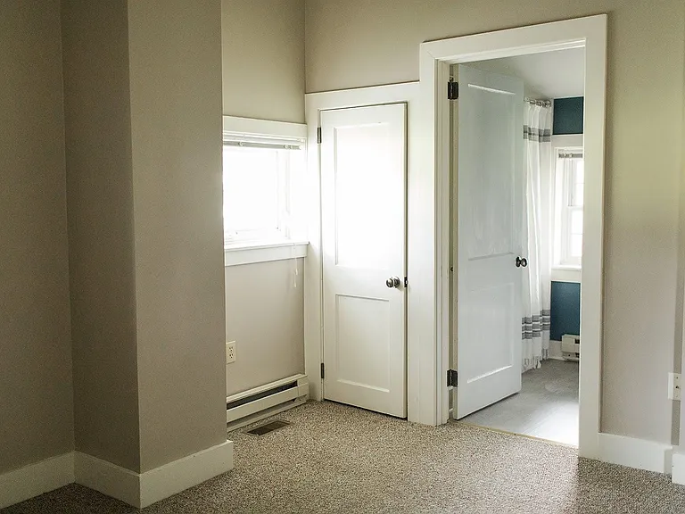 6022 Carpenter St — Photo 12