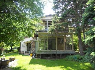 24191 N Riverside Dr, Cary, IL 60013