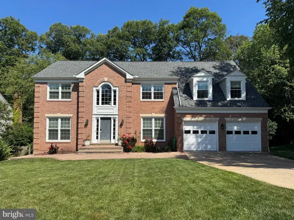 6836 Compton Heights Cir, Clifton, VA 20124