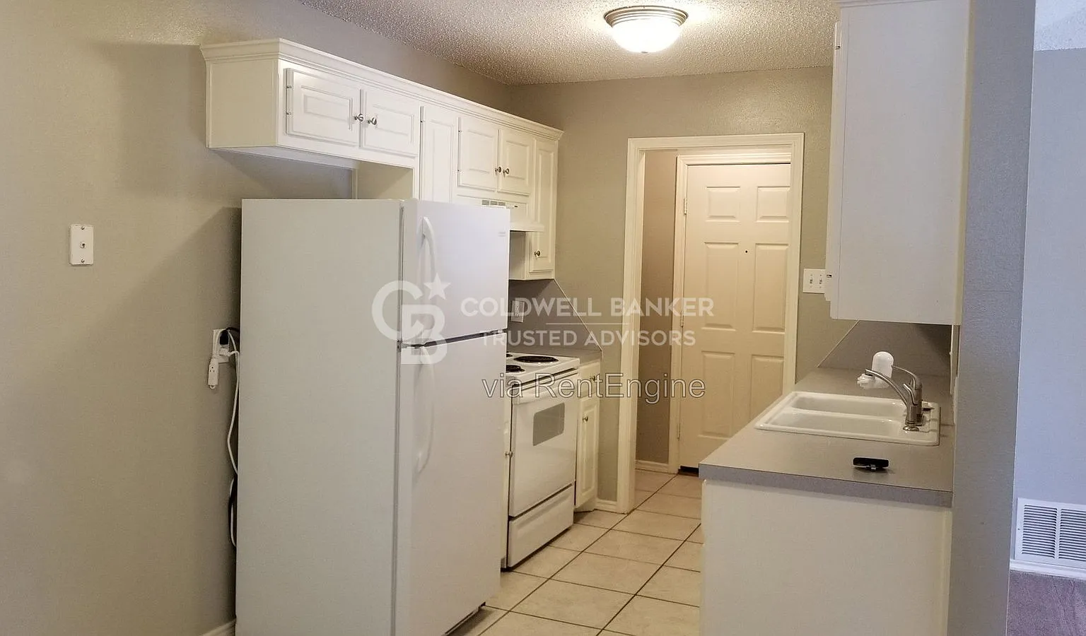 2 bed, 2.0 bath, 1126 sqft, $1,150 — Photo 3