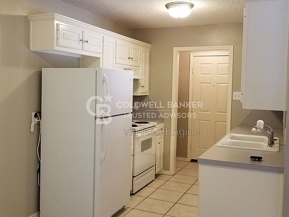 3rd image of 2405 87th St Unit B