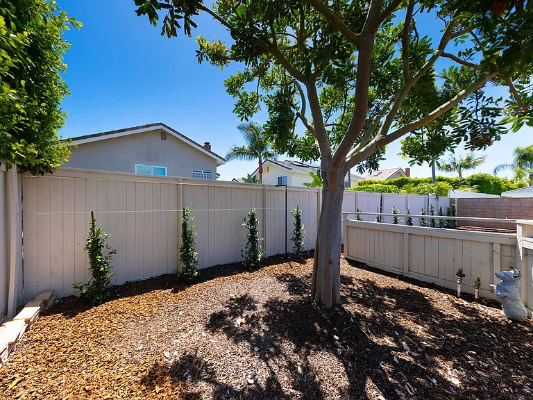 24356 Titus Dr — Photo 28