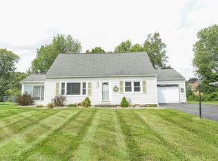 139 W Craig Hill Dr, Rochester, NY 14626