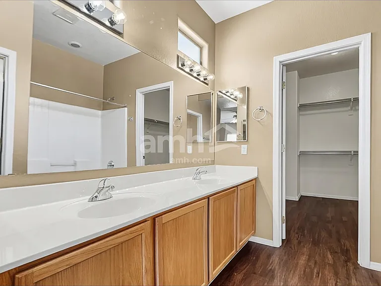 5839 E Nathan St — Photo 10