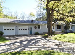 5600 Flat River Trl, Belding, MI 48809