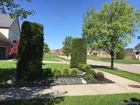 5th image of 55737 Lancewood Dr