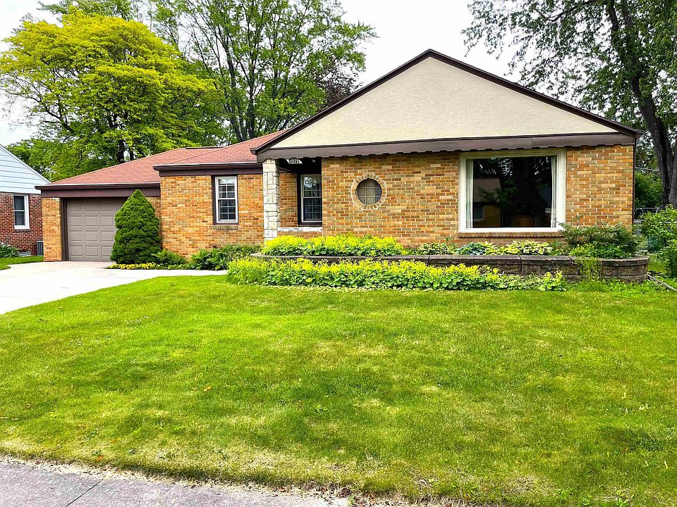 1st image of 1019 Redwood Dr