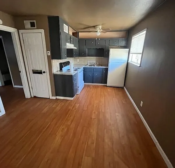1810 North 8th Street — Photo 1