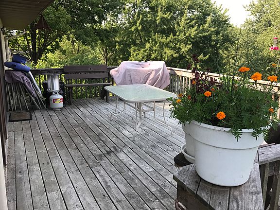HUGE back deck