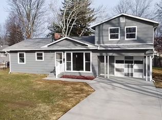 1513 Harden Dr, Barberton, OH