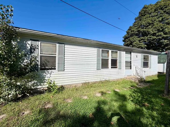 310 N Fountain St, Connersville, IN 47331