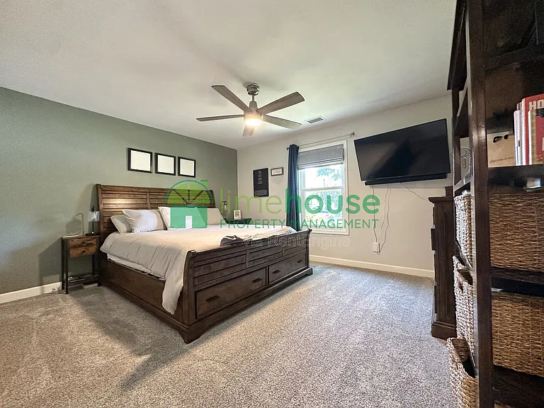 1112 Seabright Ct — Photo 13