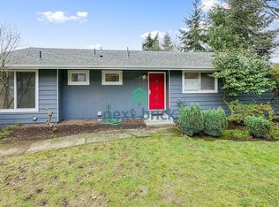 225 105th Ave SE UNIT A, Bellevue, WA 98004