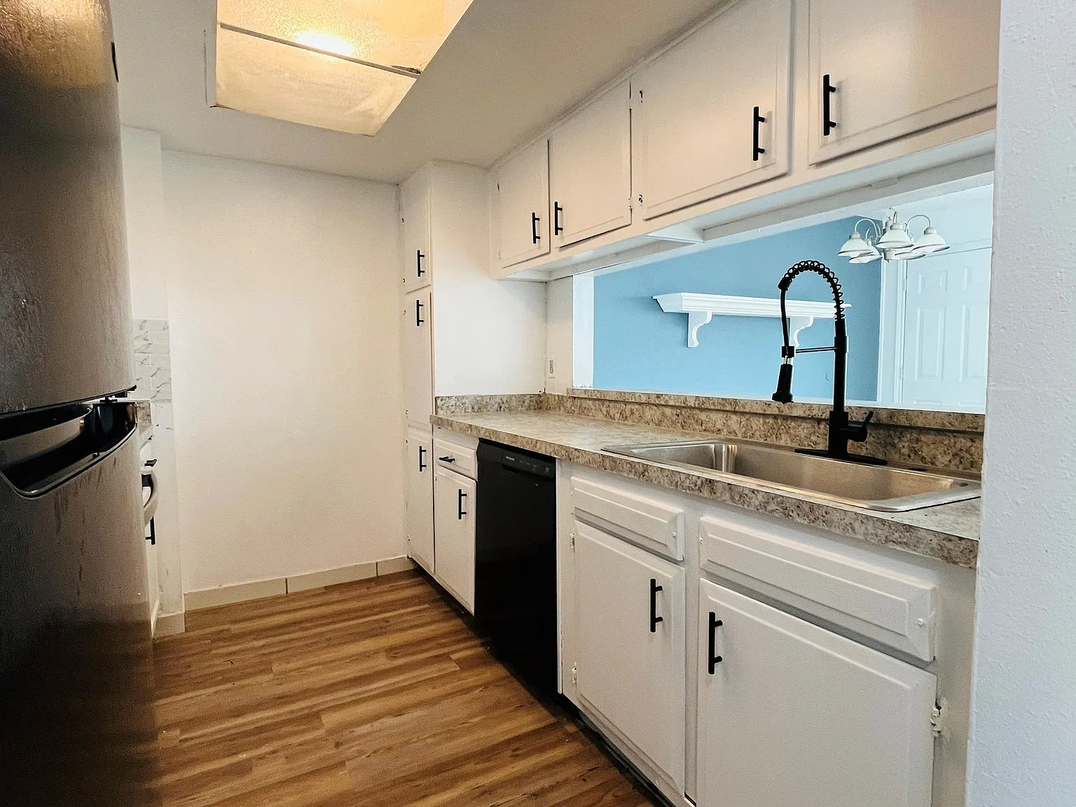 3 bed, 2.5 bath, 1562 sqft, $1,525 — Photo 4